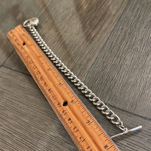 Vintage Silver-tone Chain Link Bracelet with H Initial Charm with Toggle Clasp - Picture 6 of 13